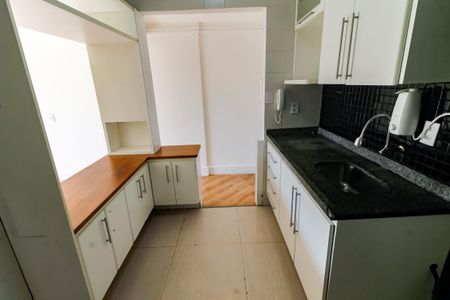Apartamento à venda com 64m², 3 quartos e 1 vaga Apartamento à venda com 64m², 3 quartos e 1 vagaCozinha - Armários
