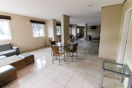 Apartamento à venda com 64m², 3 quartos e 1 vaga Apartamento à venda com 64m², 3 quartos e 1 vagaÁrea comum - Salão de festas