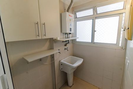 Apartamento à venda com 64m², 3 quartos e 1 vaga Apartamento à venda com 64m², 3 quartos e 1 vagaÁrea de Serviço