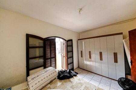 Casa à venda com 4 quartos, 350m² em Conjunto Promorar Sapopemba, São Paulo