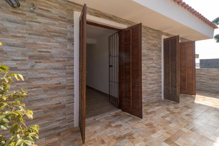 Casa à venda com 142m², 2 quartos e 3 vagasVaranda dos quartos