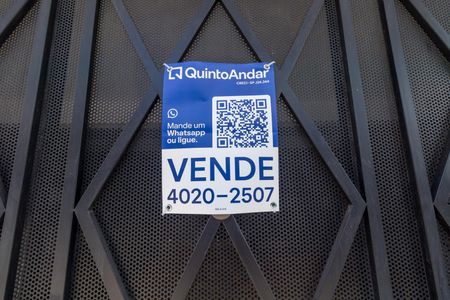 Casa à venda com 142m², 2 quartos e 3 vagasPlaca instalada