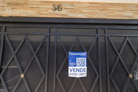 Casa à venda com 142m², 2 quartos e 3 vagasPlaca instalada