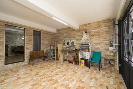 Casa à venda com 142m², 2 quartos e 3 vagasGaragem