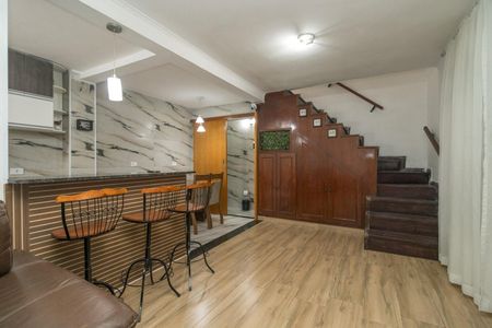 Casa à venda com 142m², 2 quartos e 3 vagasSala