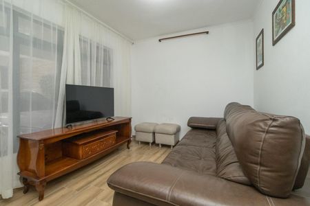 Casa à venda com 142m², 2 quartos e 3 vagasSala