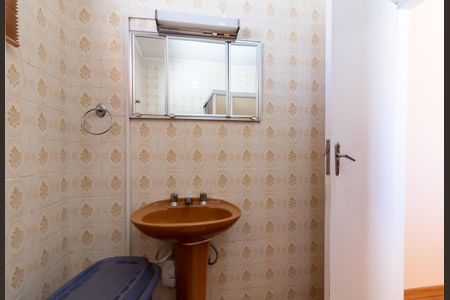Casa à venda com 170m², 3 quartos e 4 vagasBanheiro da Suíte