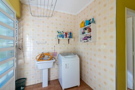 Casa à venda com 170m², 3 quartos e 4 vagasÁrea de Serviço