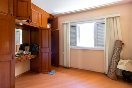 Casa à venda com 170m², 3 quartos e 4 vagasQuarto 2
