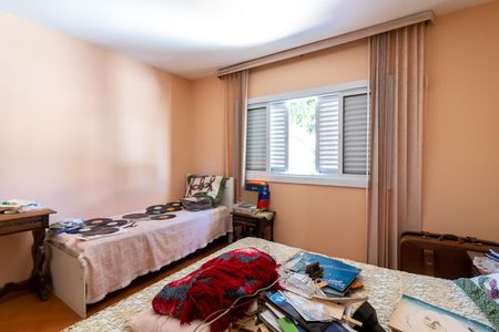 Casa à venda com 170m², 3 quartos e 4 vagasSuíte