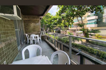 Apartamento à venda com 116m², 2 quartos e 1 vagaVaranda 