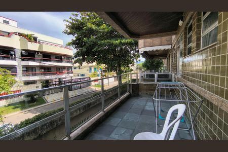 Apartamento à venda com 116m², 2 quartos e 1 vagaSacada da Suíte 