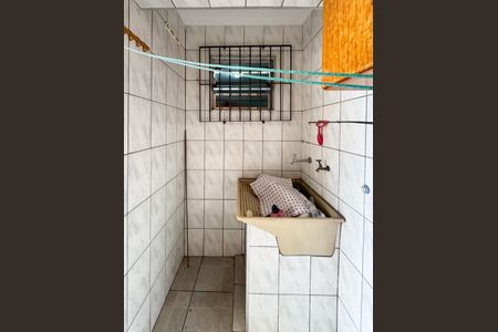 Casa à venda com 160m², 3 quartos e 2 vagasÁrea de Serviço
