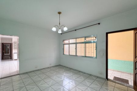 Casa à venda com 160m², 3 quartos e 2 vagasSala