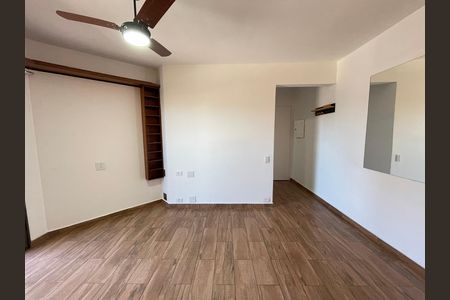Sala de apartamento para alugar com 2 quartos, 56m² em Vila Nova Alba, São Paulo