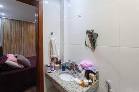 Casa à venda com 307m², 3 quartos e 4 vagasBanheiro da suíte