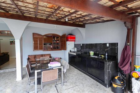 Casa à venda com 307m², 3 quartos e 4 vagasÁrea gourmet