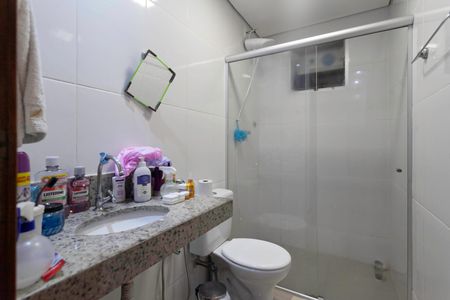 Casa à venda com 307m², 3 quartos e 4 vagasBanheiro da suíte