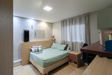 Quarto 2 de casa à venda com 3 quartos, 280m² em Vila Jardim Leblon, Belo Horizonte