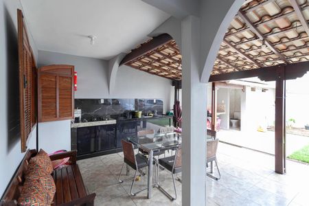 Casa à venda com 307m², 3 quartos e 4 vagasÁrea gourmet