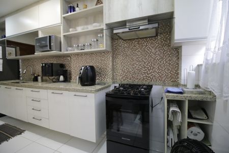 Apartamento à venda com 73m², 2 quartos e 1 vagaÁrea de Serviço