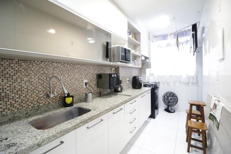 Apartamento à venda com 73m², 2 quartos e 1 vagaCozinha