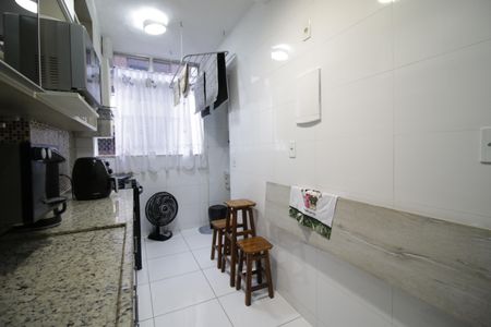 Apartamento à venda com 73m², 2 quartos e 1 vagaCozinha