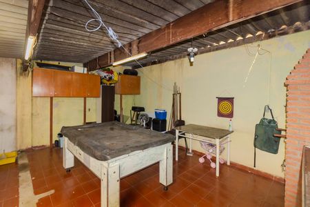 Casa à venda com 100m², 3 quartos e 2 vagasChurrasqueira