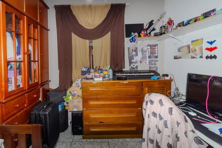 Casa à venda com 100m², 3 quartos e 2 vagas Casa à venda com 100m², 3 quartos e 2 vagasQuarto 1