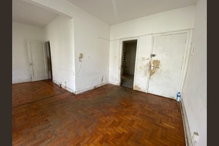 Apartamento à venda com 79m², 2 quartos e sem vaga