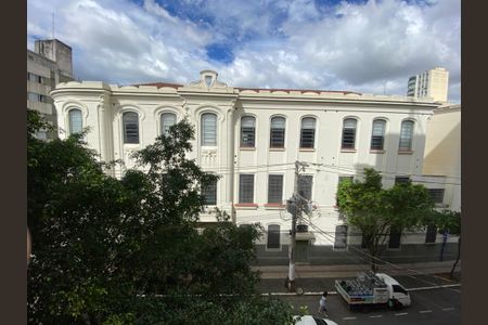 Apartamento à venda com 79m², 2 quartos e sem vaga