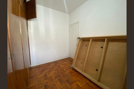 Apartamento à venda com 79m², 2 quartos e sem vaga