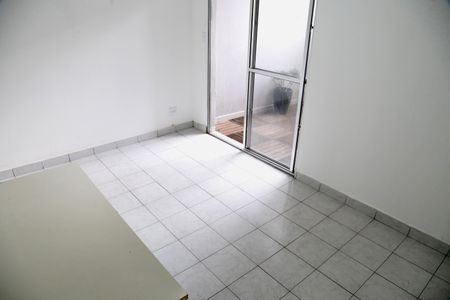 Apartamento à venda com 70m², 2 quartos e sem vaga Apartamento à venda com 70m², 2 quartos e sem vagaSala