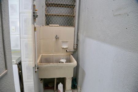 Apartamento à venda com 70m², 2 quartos e sem vaga Apartamento à venda com 70m², 2 quartos e sem vagaÁrea de Serviço