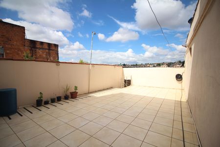 Casa à venda com 356m², 3 quartos e 3 vagasQuintal