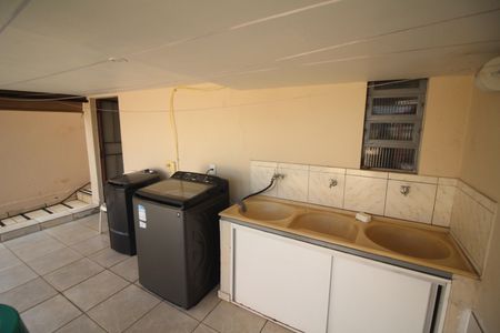 Casa à venda com 356m², 3 quartos e 3 vagasÁrea de Serviço