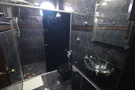 Casa à venda com 356m², 3 quartos e 3 vagasBanheiro 1