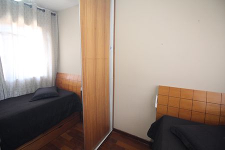 Casa à venda com 356m², 3 quartos e 3 vagasQuarto 1