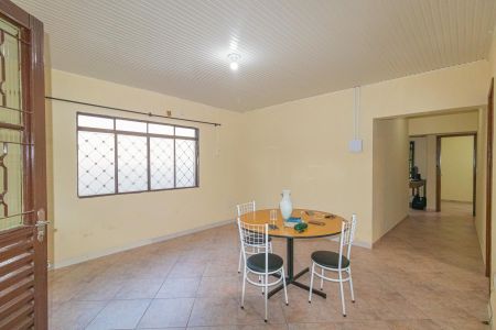 Casa à venda com 120m², 4 quartos e 8 vagasCozinha
