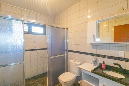 Casa à venda com 120m², 4 quartos e 8 vagasBanheiro