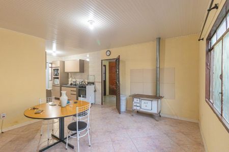 Casa à venda com 120m², 4 quartos e 8 vagasCozinha