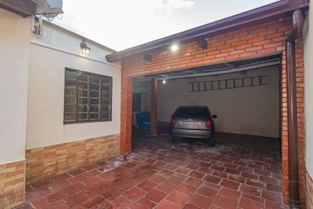 Casa à venda com 120m², 4 quartos e 8 vagasGaragem