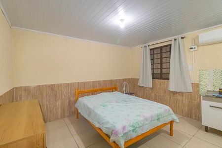 Casa à venda com 120m², 4 quartos e 8 vagasSuíte