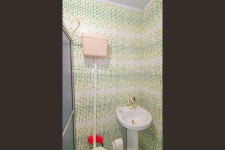 Casa à venda com 120m², 4 quartos e 8 vagasBanheiro da Suíte
