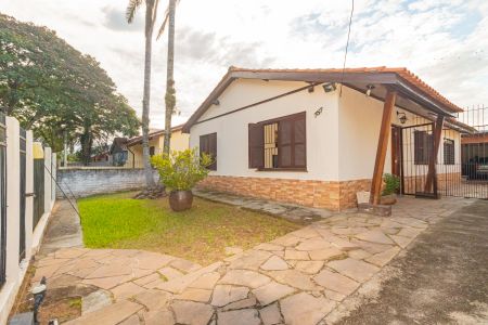 Fachada/Pátio de casa à venda com 4 quartos, 120m² em Harmonia, Canoas