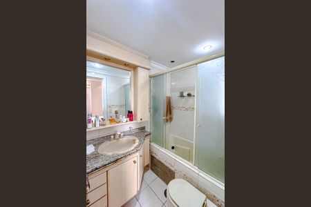 Apartamento à venda com 115m², 3 quartos e 2 vagasBanheiro da Suíte