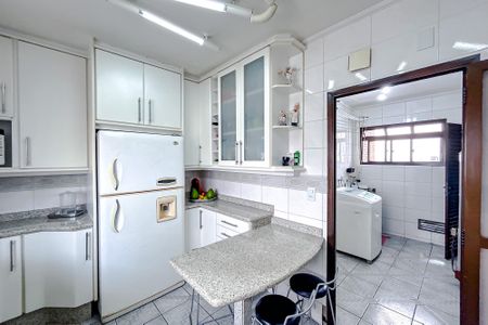 Apartamento à venda com 115m², 3 quartos e 2 vagasCozinha
