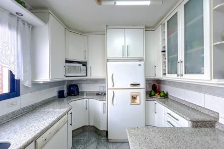 Apartamento à venda com 115m², 3 quartos e 2 vagasCozinha - Armários