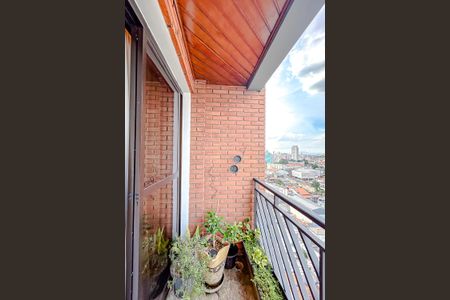 Apartamento à venda com 115m², 3 quartos e 2 vagasVaranda