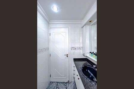 Apartamento à venda com 115m², 3 quartos e 2 vagasBanheiro